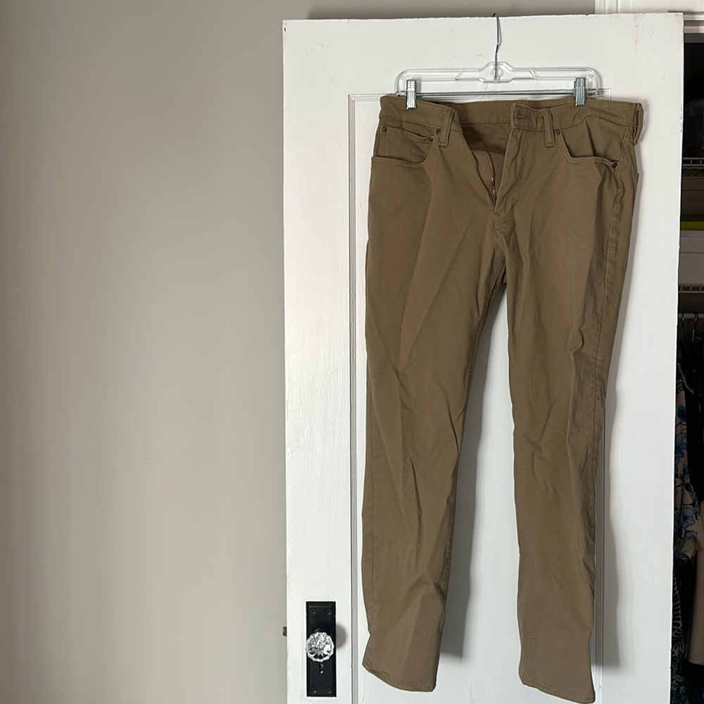 Levi's commuter pant